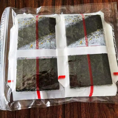 Треугольник Онигири Нори с паровыми водорослями Треугольник Лавер водоросли в пластиковой упаковке