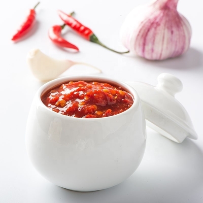 Сладкий Пикантный 320 Г Чили Sriracha Горячий соус чили для индивидуального упаковки супермаркета
