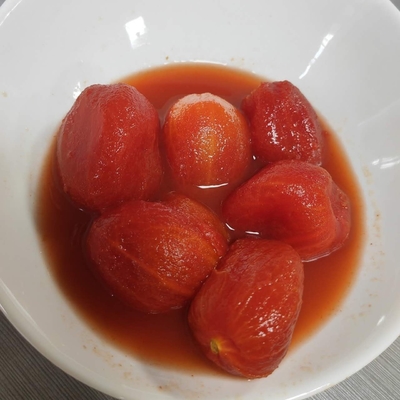 Вкусные сладкие консервированные помидоры из свежего сырья
